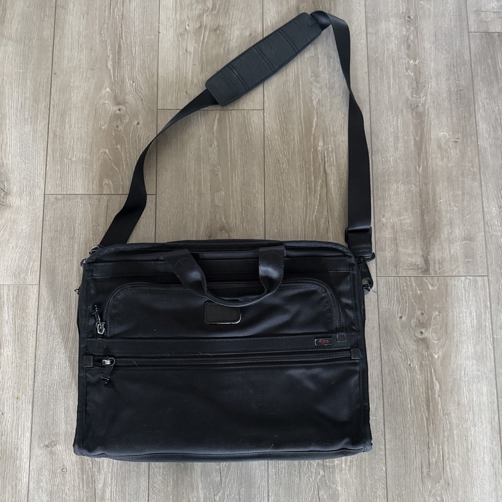 Tumi Alpha Organizer Portfolio Briefcase Laptop Bag‎ Ballistic Shoulder Strap